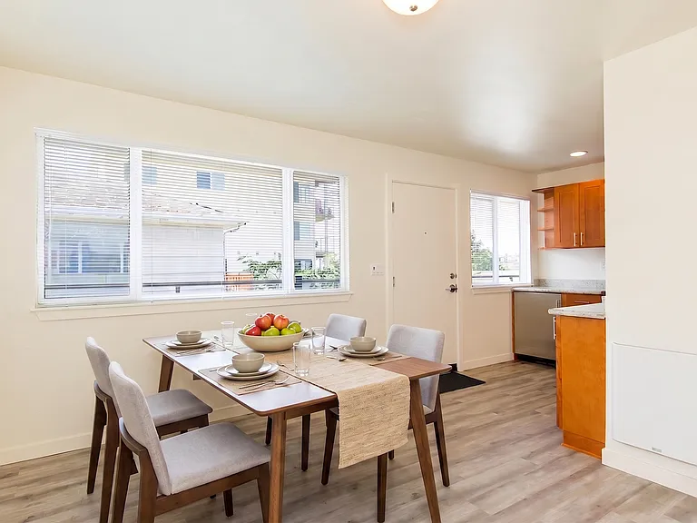 Back Nine Apartments - Located on the west slope of Queen Anne — Photo 2