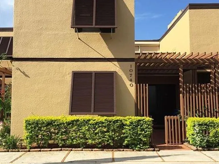 10740 S Golfview Dr #Townhouse 10740 — Photo 3