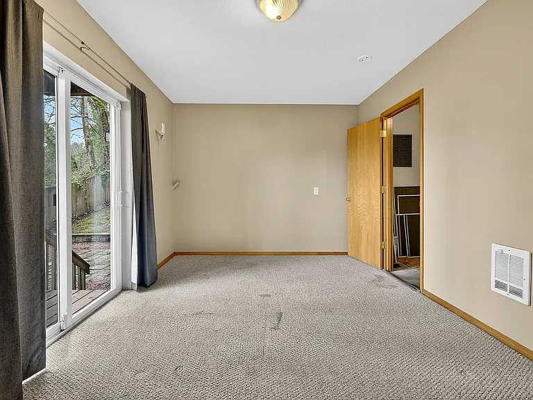 4934 SW 1st Ave — Photo 26