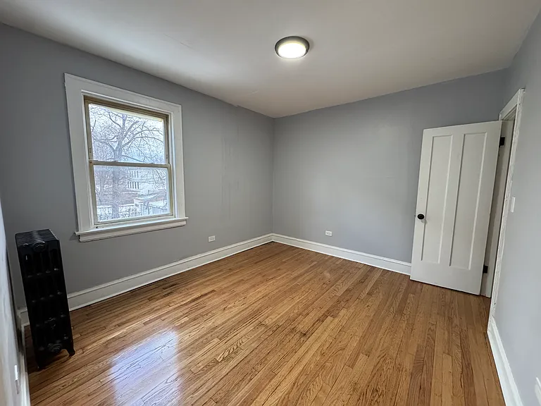 5019 W Saint Paul Ave #1 — Photo 5