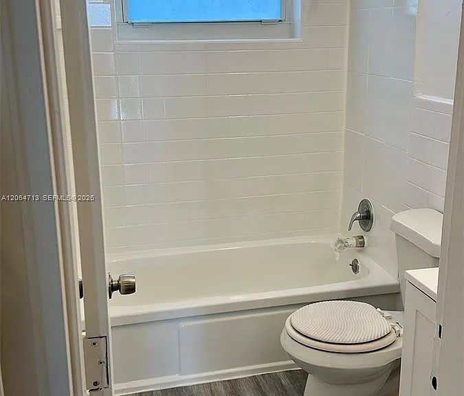 70 NW 77th St #25 — Photo 8