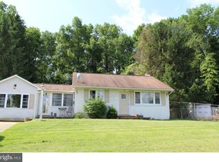 102 Northside Rd, Elverson, PA 19520