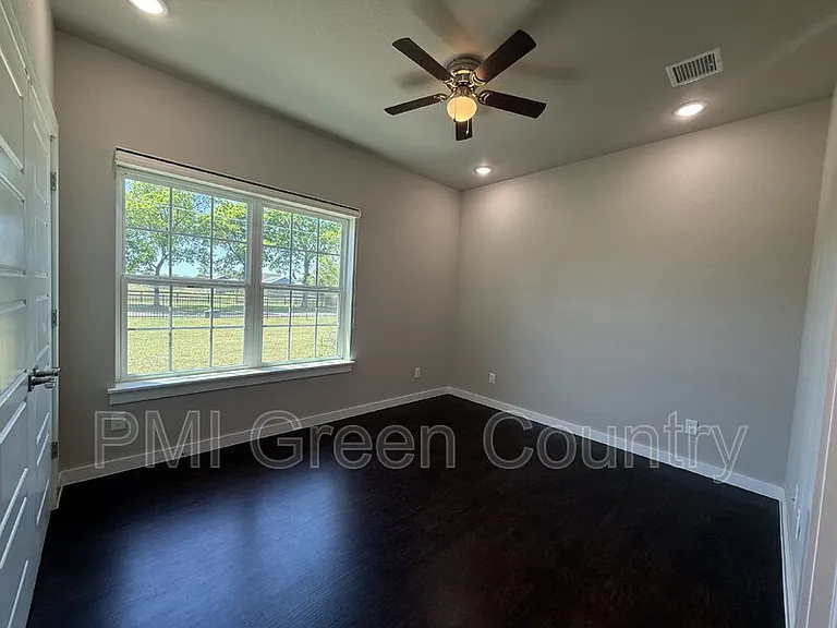 13523 S Mingo Rd #3 — Photo 6