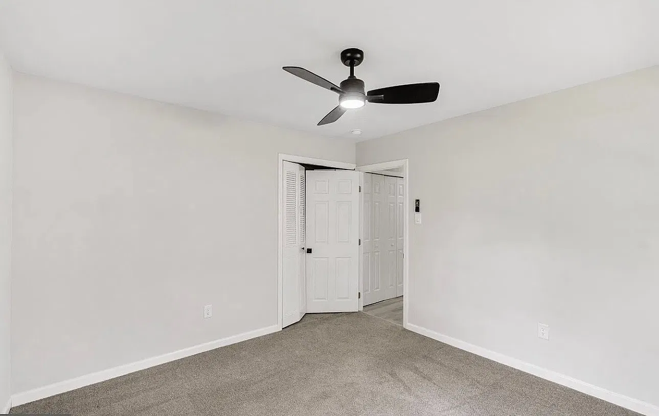 2 bed, 954 sqft, $950 — Photo 1