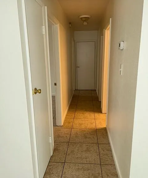 4060 Oakhill Ave — Photo 13