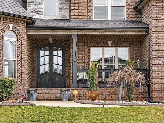 4th image of 2976 Hartley Dr