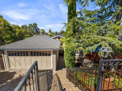 875 Sunset Dr, San Carlos, CA, 94070