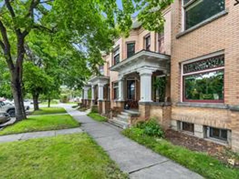 410 Roosevelt St — Photo 24