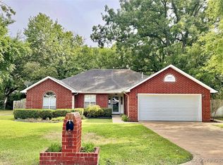 509 W 2nd St, Tahlequah, OK 74464