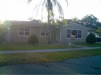 1st image of 12390 NE 2nd Ct