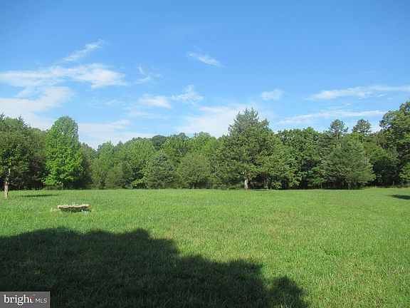 3rd image of 1189 Cedar Lake Rd