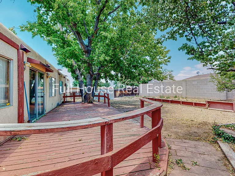 7309 Coulson Dr NE — Photo 14