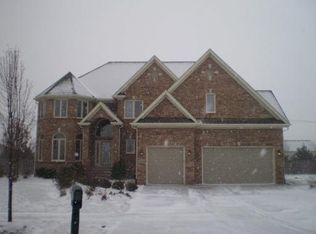 11612 Century Cir, Plainfield, IL 60585