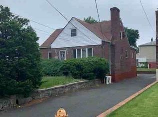 188 Mile Square Rd, Yonkers, NY 10701