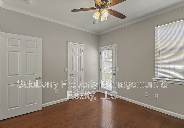 8015 Ederville Cir — Photo 10