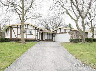 2443 Saratoga Dr NE, Grand Rapids, MI 49525