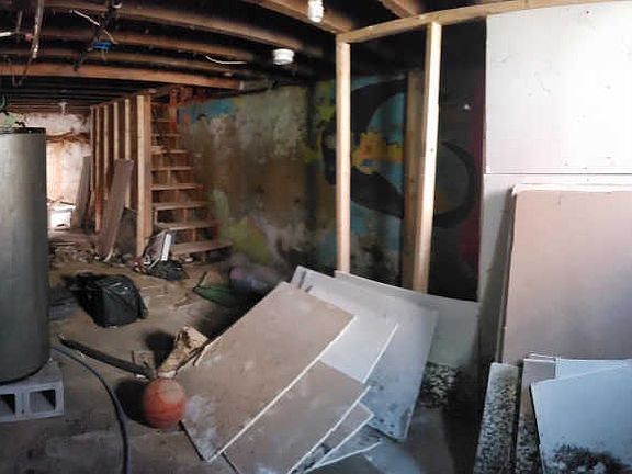 5th image of 2144 N Darien St