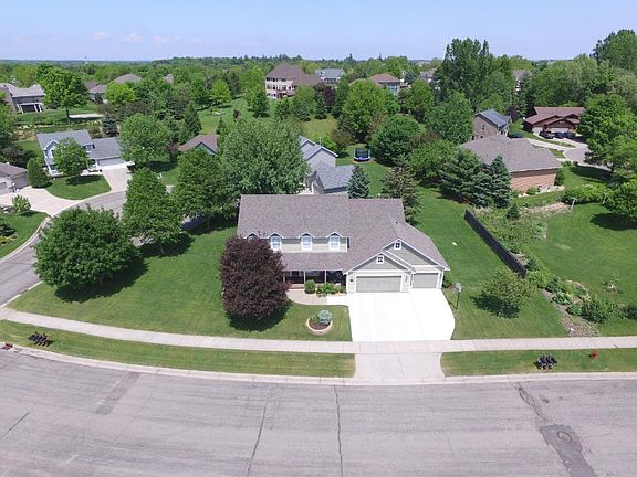 3rd image of 1513 Parmeadow Dr