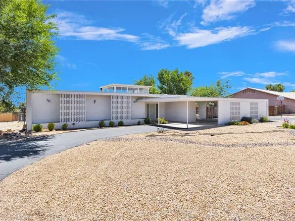 18969 Pachappa Rd, Apple Valley, CA 92307