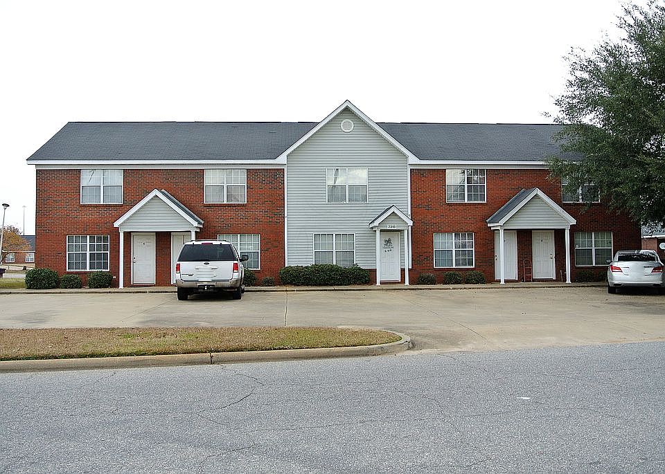 2nd image of 2313 Friar Tuck Ln