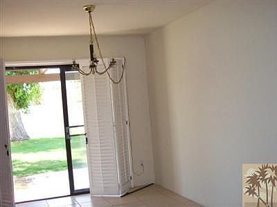 2nd image of 41895 Largo