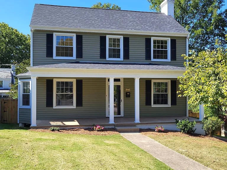 121 Kenilworth Ave — Photo 1