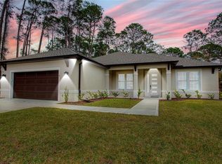 6 Lake Pl, Palm Coast, FL 32137