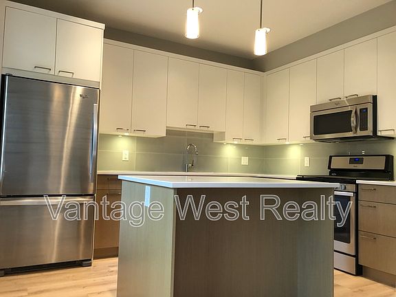2nd image of 12925 Lake Hill Ln