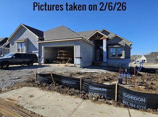11574 S Millridge St, Olathe, KS 66061