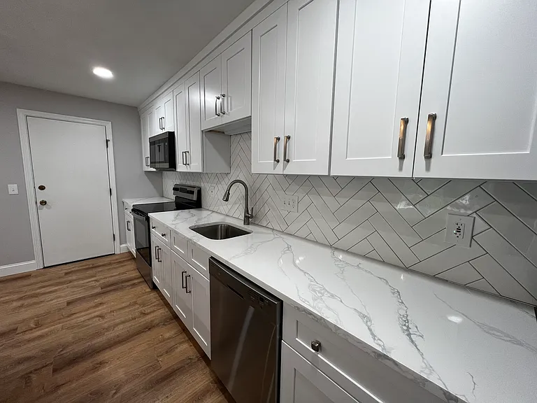 80 Locust Avenue — Photo 5