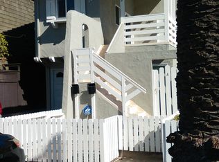 320 8th St #B, Huntington Beach, CA 92648