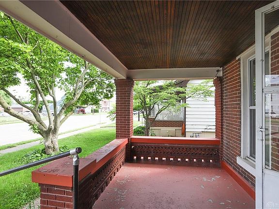 4th image of 407 Brandt St