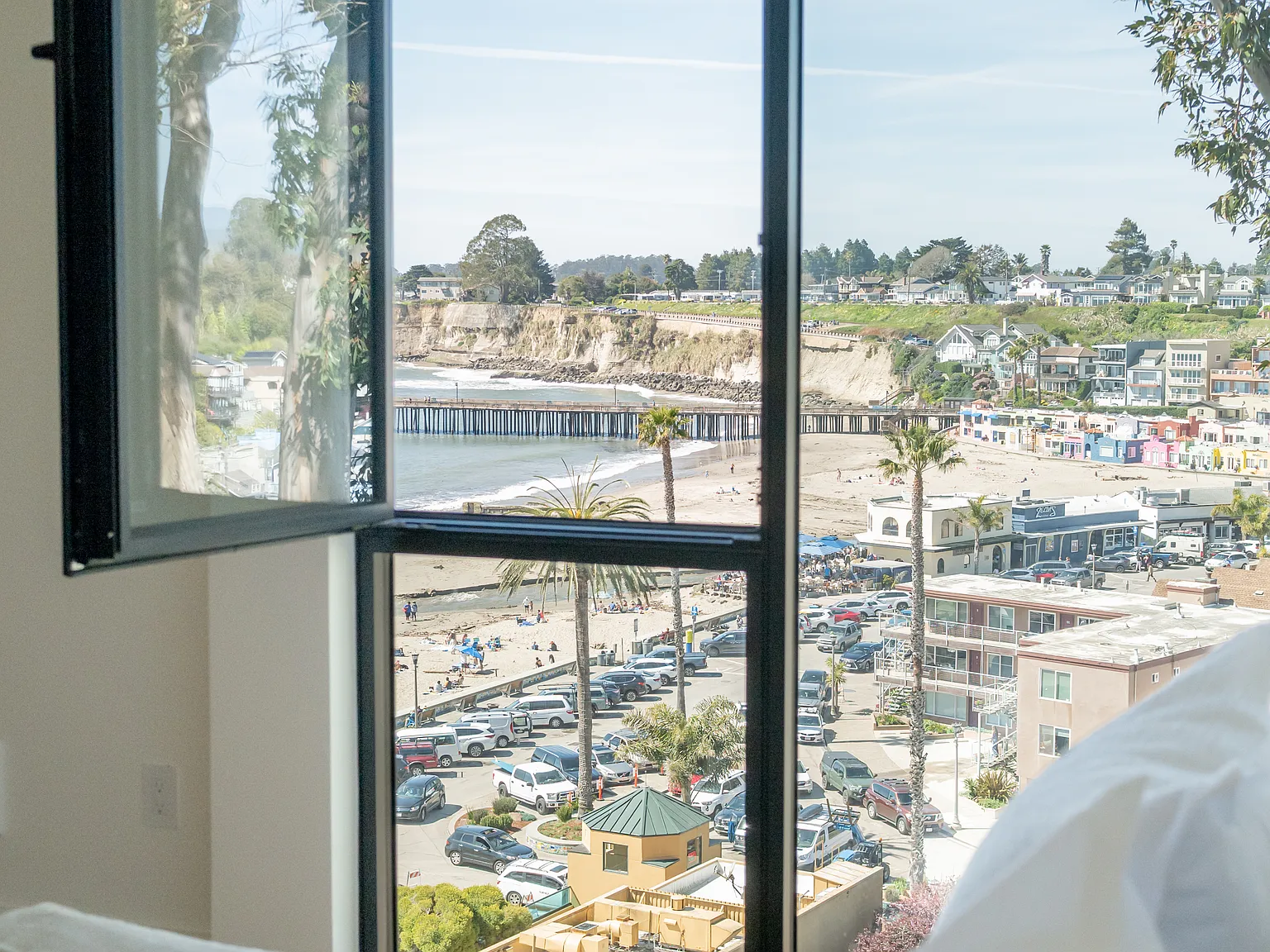 2 bed, 1000 sqft, $8,000 — Photo 2