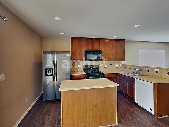 3rd image of 19904 E Robins Dr
