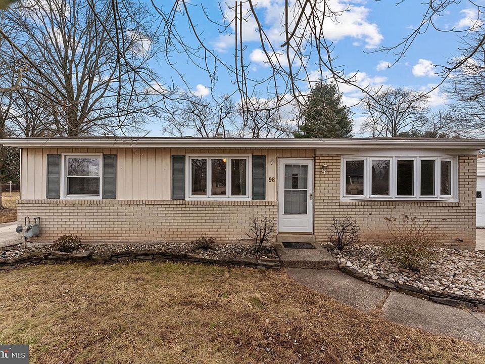 House on the Hill トップス　Checker 90 完売 Hill the on House トップス Checker Zillow | 20659 MD