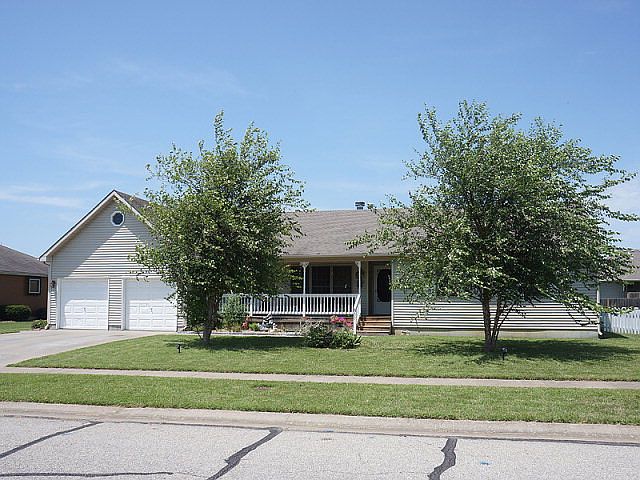 1st image of 503 Victorian Dr