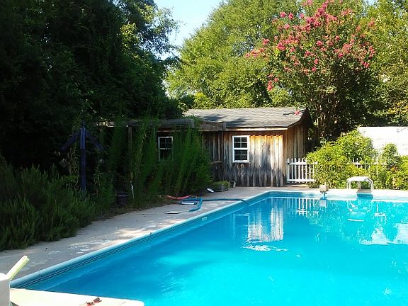 4th image of 108 Coventry Dr