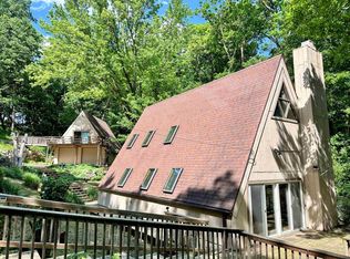 1002 Tangelwood Drive, Mcgregor, IA 52157