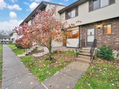 38 Robin Brook Drive #38, Newington, CT, 06111