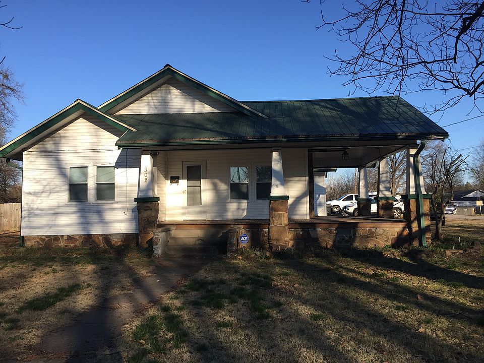1st image of 302 N 20th St