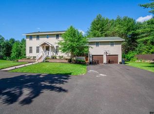 6107 Nott Rd, Guilderland, NY 12084