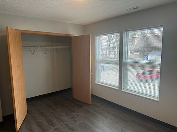 2nd image of 102 Benton St N #101