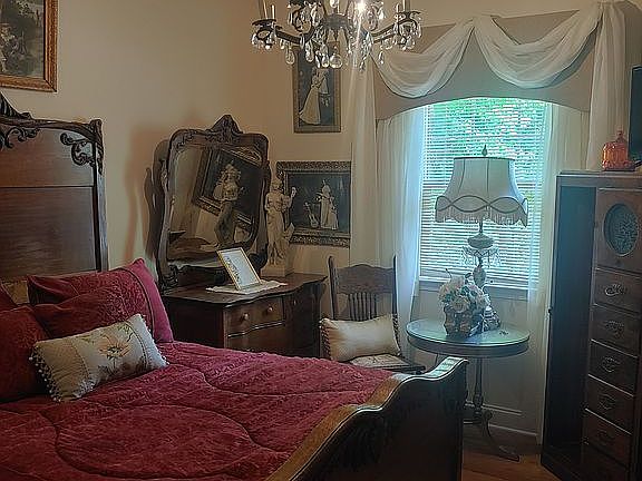 Bedroom with full size bed