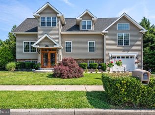 206 Allwood Dr, Glen Burnie, MD 21061