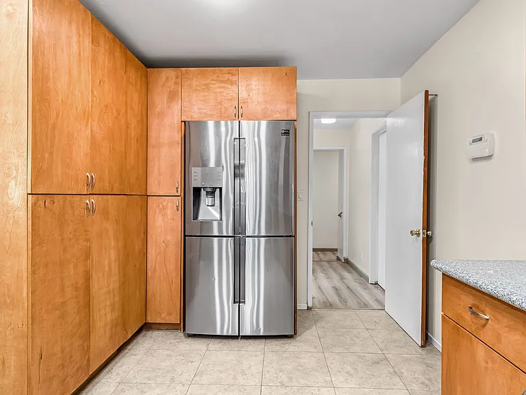 5170 E Huntington Ave — Photo 19