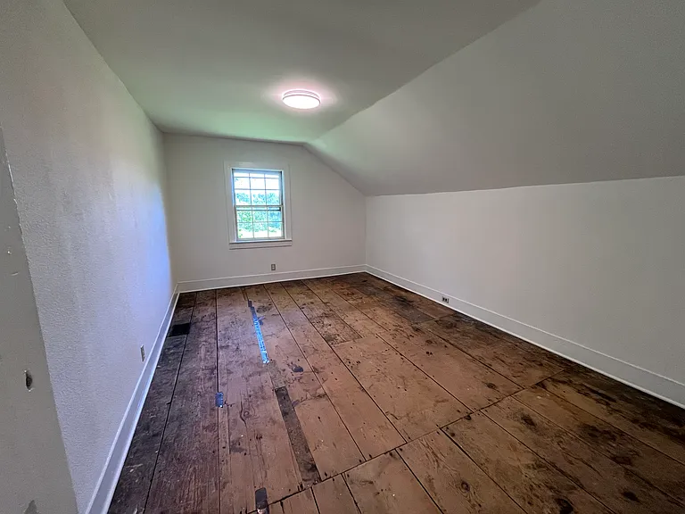 185 Level Green Rd — Photo 7