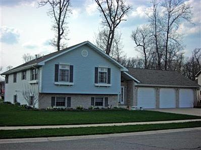 1st image of 2548 Dune Forest St