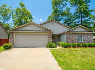 212 Iris St, Haskell, AR 72015