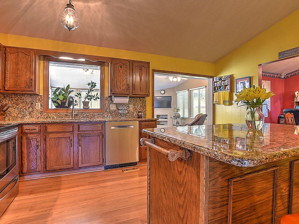 1st image of 309 Ferndale Ln