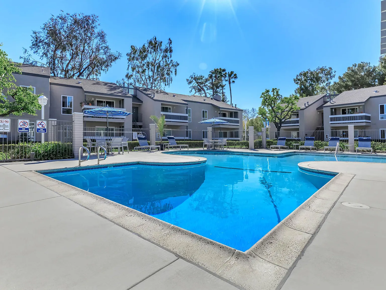 Peartree Apartments — Photo 2